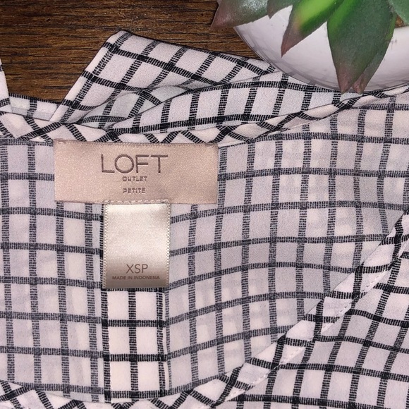 Loft Top - Picture 3 of 3